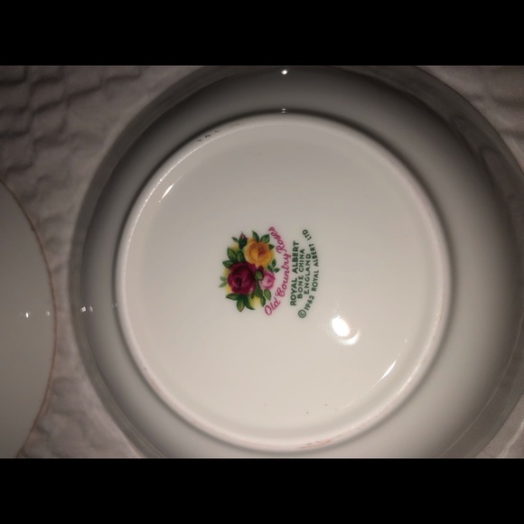 4 x Fruit Dish/Bowls Old Country Roses - Picture 4 of 11